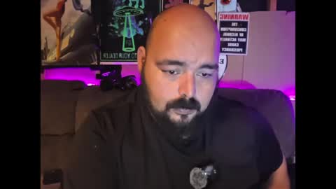 bossdeuce420 online show from April 12, 6:45 pm