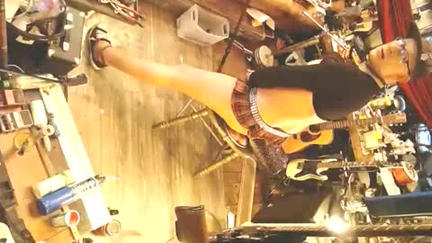 bouncybooty181369 online show from December 3, 6:52 pm