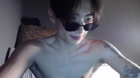 Snapshot of boxman556990 chatting on January 18, 1:29 pm boxman556990 online show from January 18, 1:29 pm