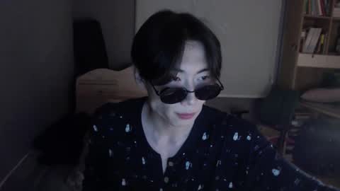 Snapshot of boxman556990 chatting on January 24, 11:02 pm boxman556990 online show from January 24, 11:02 pm