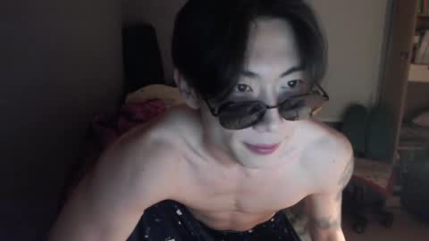 Snapshot of boxman556990 chatting on January 25, 11:00 pm boxman556990 online show from January 25, 11:00 pm