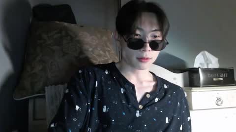 Snapshot of boxman556990 chatting on January 18, 4:31 pm boxman556990 online show from January 18, 4:31 pm