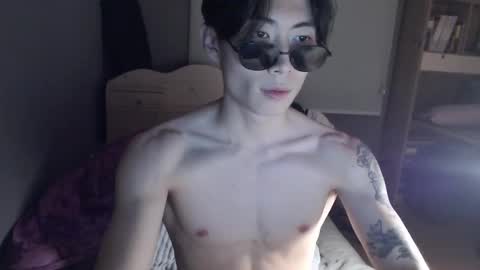 Snapshot of boxman556990 chatting on January 23, 7:29 pm boxman556990 online show from January 23, 7:29 pm