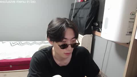 Snapshot of boxman556990 chatting on September 20, 1:41 am boxman556990 online show from September 20, 1:41 am