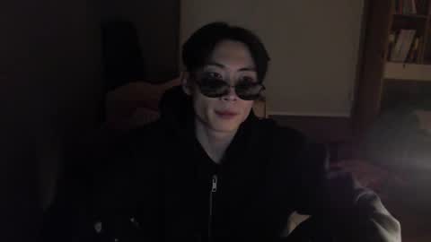 Snapshot of boxman556990 chatting on February 3, 2:02 pm boxman556990 online show from February 3, 2:02 pm