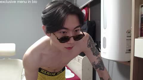 Snapshot of boxman556990 chatting on October 2, 5:45 pm boxman556990 online show from October 2, 5:45 pm