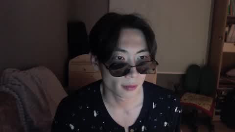 Snapshot of boxman556990 chatting on January 25, 8:00 pm boxman556990 online show from January 25, 8:00 pm