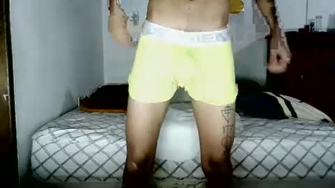 boy_horny_dirty online show from September 15, 6:20 pm