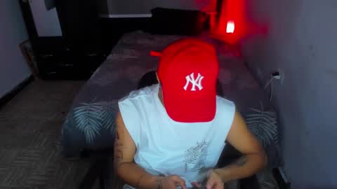 boy_nauthy online show from January 7, 9:29 am