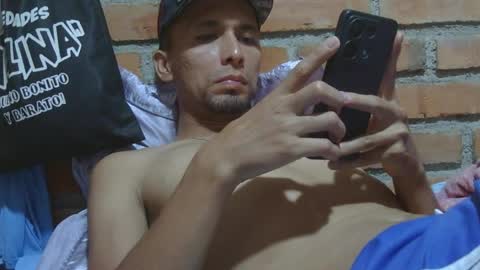 Boy online show from May 25, 12:28 am