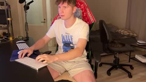 Eddie online show from January 4, 11:27 pm