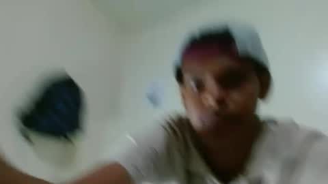 Snapshot of boylittle19cm chatting on February 17, 12:38 pm Jackson online show from February 17, 12:38 pm