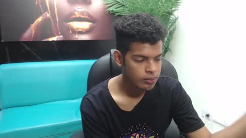 Snapshot of boylittle19cm chatting on March 7, 12:34 pm Jackson online show from March 7, 12:34 pm