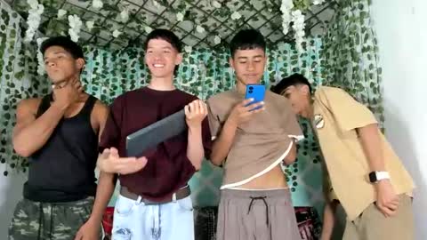 boys4hot_777 online show from February 25, 2:03 am