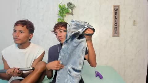 ALEX - TAYLER  -MIKE online show from April 5, 1:13 am