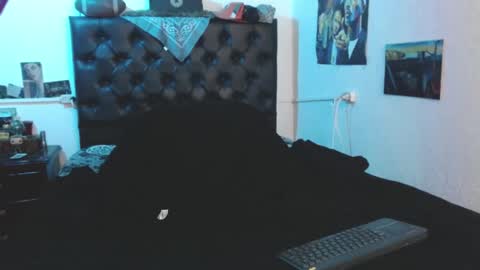 brad hot boy online show from February 11, 4:00 pm