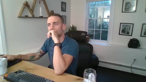 BradBronton online show from October 24, 11:22 am