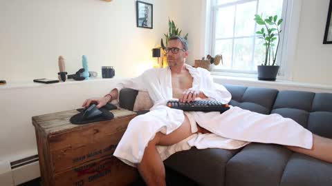 BradBronton online show from February 2, 2:36 pm