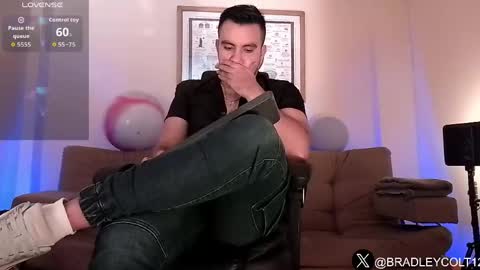 Bradley Colton Independ Model online show from April 7, 3:03 pm