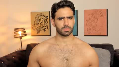 bradleymartin7 online show from March 24, 11:22 pm