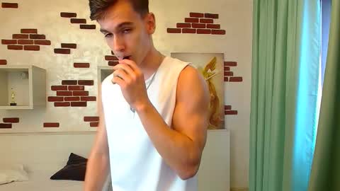 BradyFlint online show from October 27, 12:05 pm