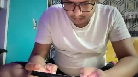 Klaus online show from December 4, 5:45 pm