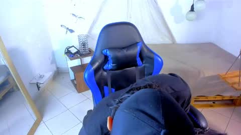 B R A N D online show from April 19, 12:55 am