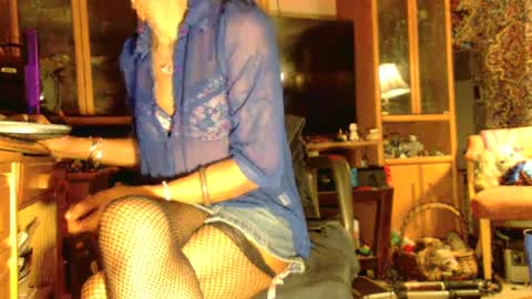 Brandi online show from December 22, 4:39 am