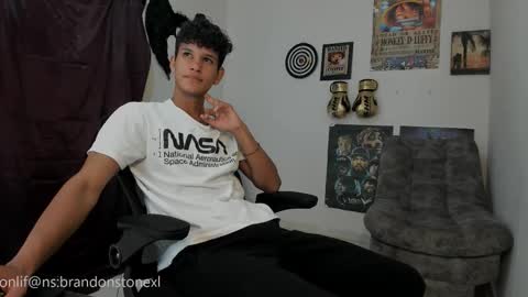 Brandon Stone online show from November 14, 7:16 pm