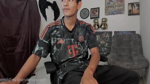 Brandon Stone online show from November 25, 8:40 pm