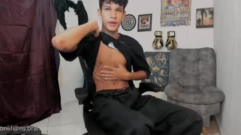 Brandon Stone online show from November 10, 10:34 pm