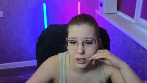 Belle  online show from March 1, 1:43 am