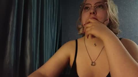 Belle  online show from April 15, 1:47 pm