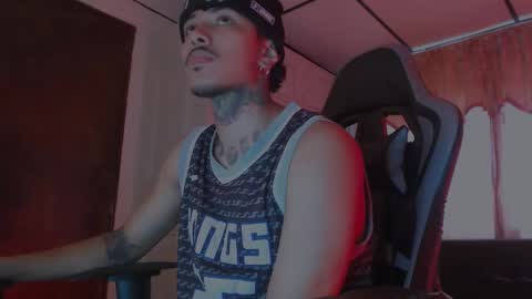 brasi_ online show from December 5, 5:55 pm