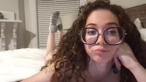 Snapshot of brattyprincess888 chatting on September 23, 4:39 am Bratty Fit Girl online show from September 23, 4:39 am
