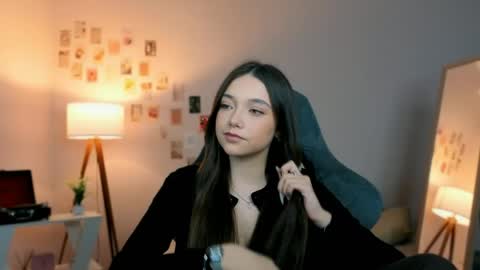 Rachel online show from April 19, 7:27 pm