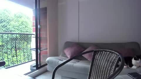 breakfastwithtiffanys online show from April 18, 9:48 pm