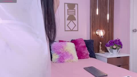 Bree  online show from April 12, 1:26 pm