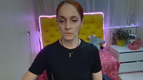 breeterner online show from February 5, 3:13 am