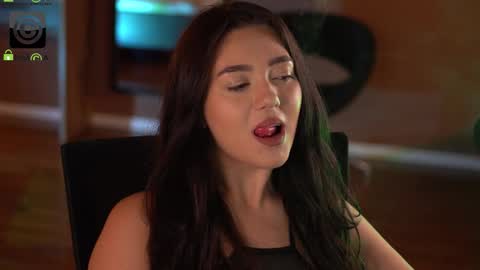 Leah online show from September 17, 4:05 am