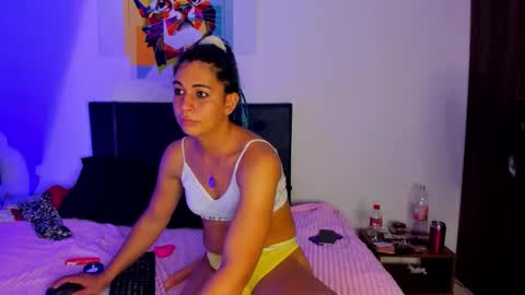brenda_sofia online show from October 28, 6:42 pm