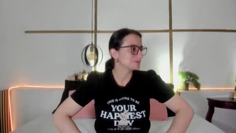 MeganBeaked online show from October 24, 12:39 pm