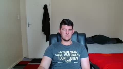 ask me lol online show from November 26, 8:55 am