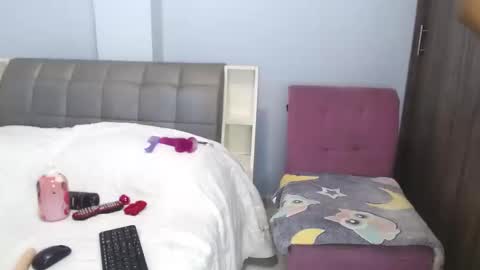 Brenda online show from November 5, 4:47 am