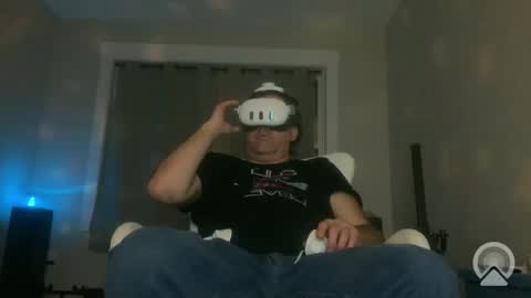 brentis1976 online show from February 26, 8:07 am