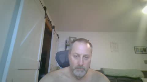 hey online show from January 14, 11:24 pm