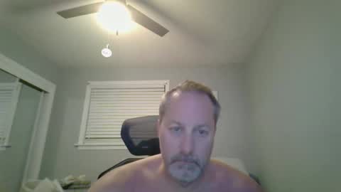 hey online show from March 18, 11:54 pm