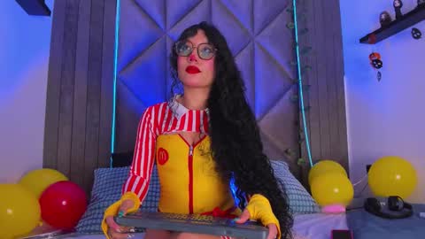 B R I A  online show from October 31, 3:18 am