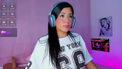 briana11_ online show from February 16, 1:04 am