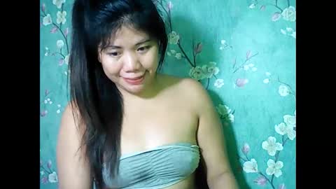 Snapshot of briana311387 chatting on January 25, 8:21 am im birana online show from January 25, 8:21 am